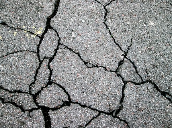 Driveway Crack Filling in Merced