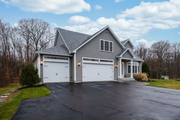 Cost of Driveway Tarring in Merced
