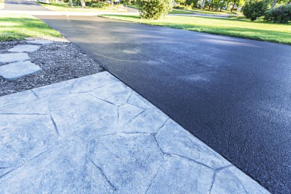 Residential Driveway Sealing in Merced