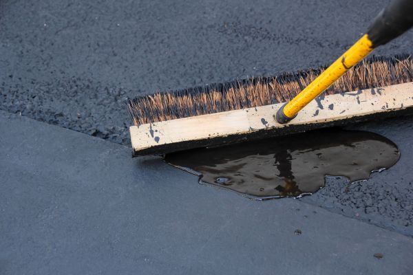 Driveway Asphalt Sealing in Merced